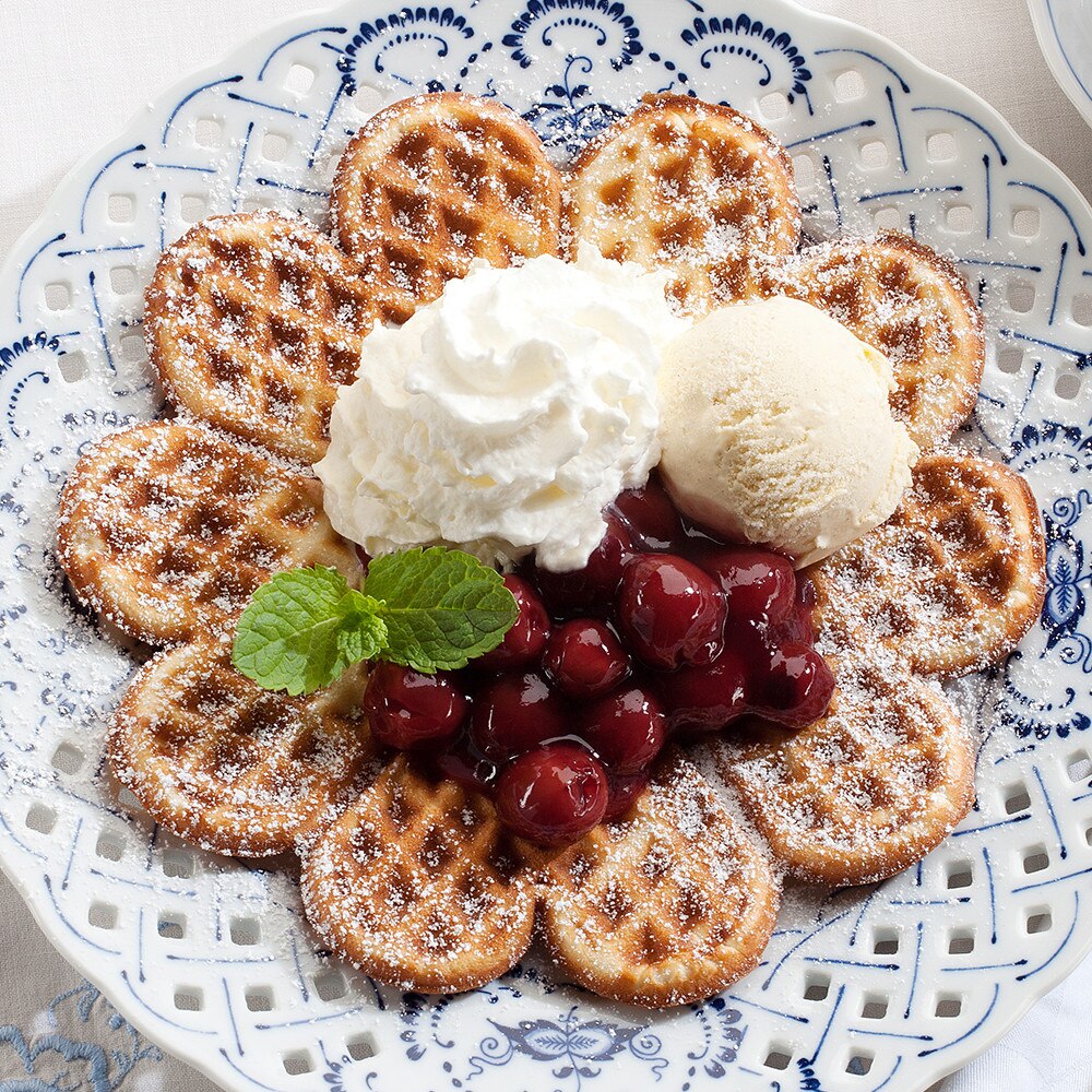 Sephra Big Heart Waffle Maker